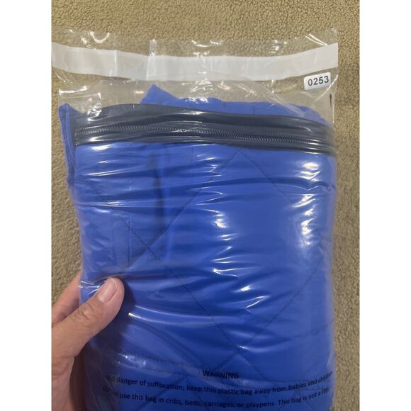 Lauren Ralph Lauren Women's Lightweight Quilted Vest in Royal Blue, Size L - Picture 11 of 11